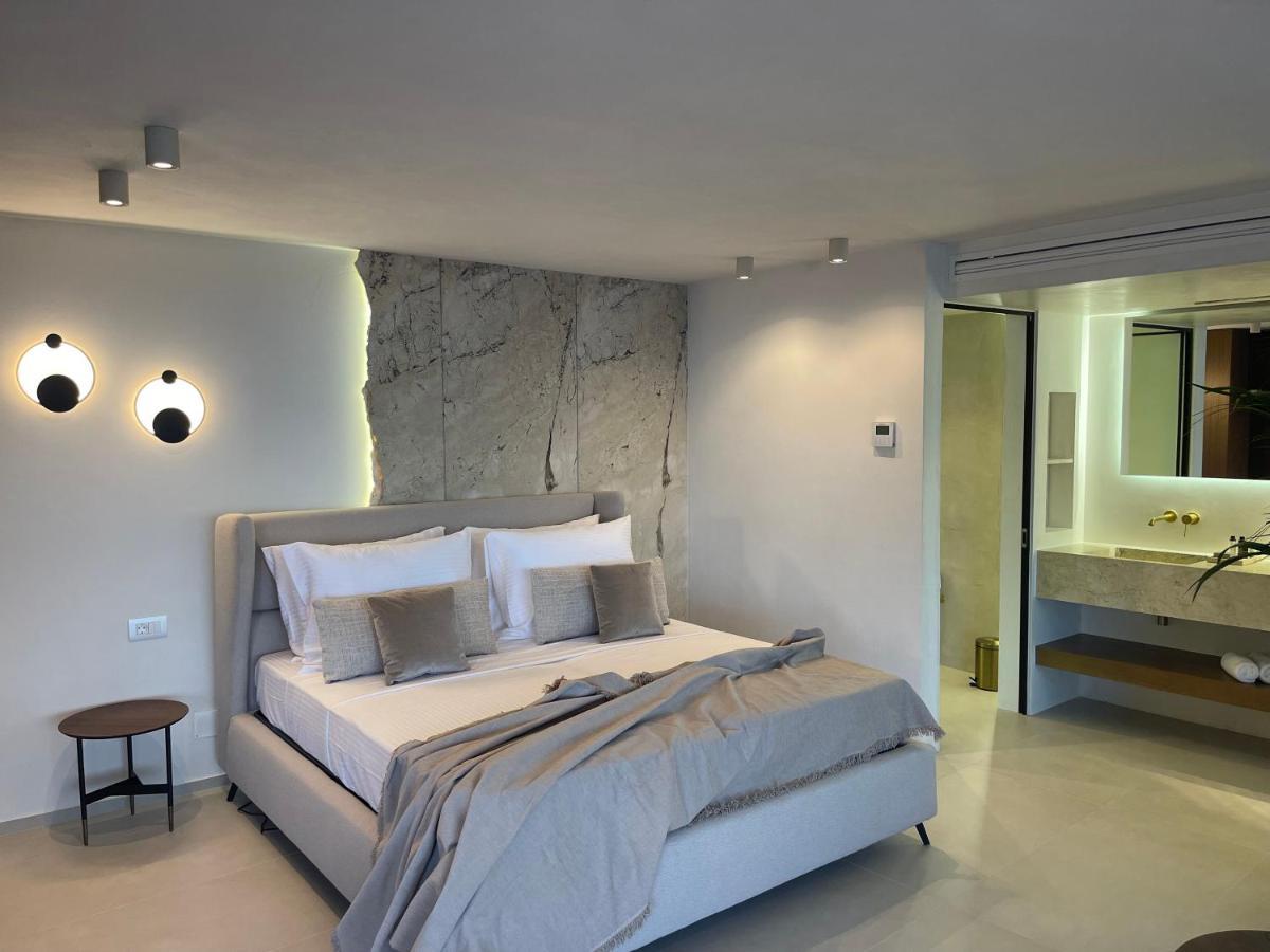 Mystique Luxury Suite Αχλιά Εξωτερικό φωτογραφία