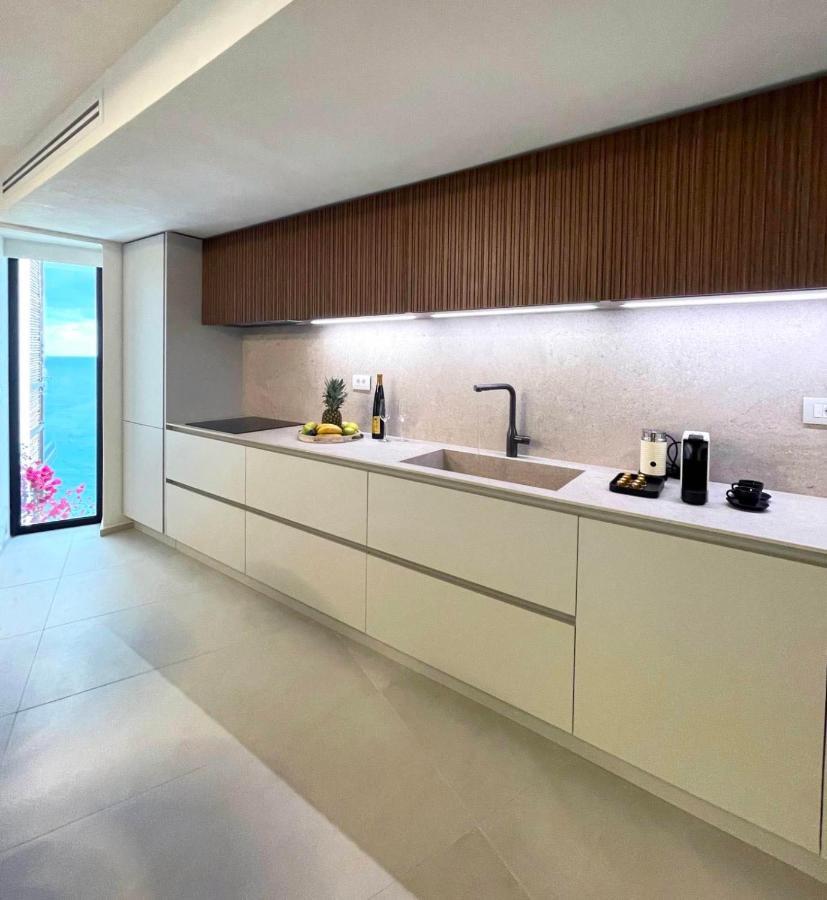 Mystique Luxury Suite Αχλιά Εξωτερικό φωτογραφία