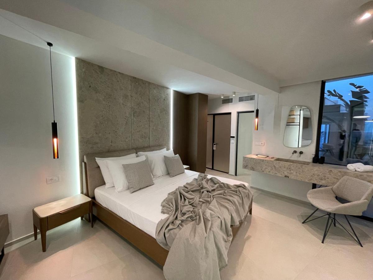 Mystique Luxury Suite Αχλιά Εξωτερικό φωτογραφία