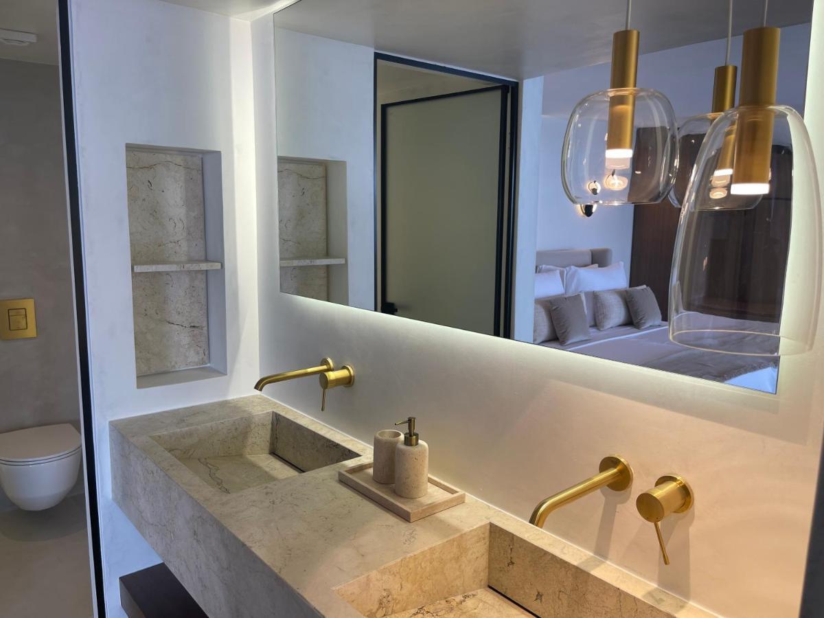 Mystique Luxury Suite Αχλιά Εξωτερικό φωτογραφία