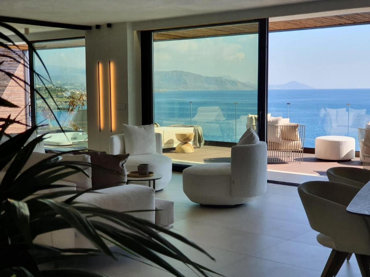 Mystique Luxury Suite Αχλιά Εξωτερικό φωτογραφία