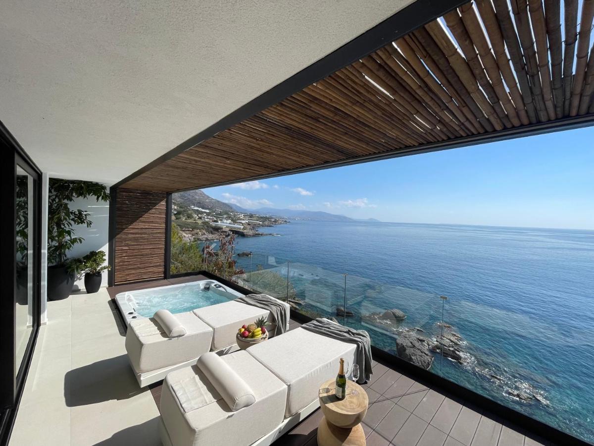 Mystique Luxury Suite Αχλιά Εξωτερικό φωτογραφία
