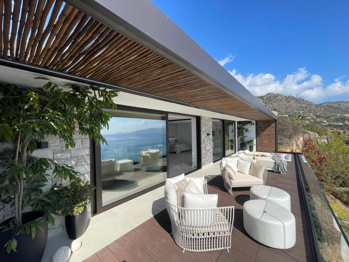 Mystique Luxury Suite Αχλιά Εξωτερικό φωτογραφία