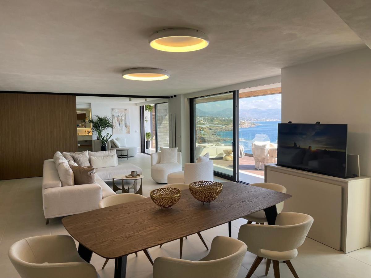 Mystique Luxury Suite Αχλιά Εξωτερικό φωτογραφία