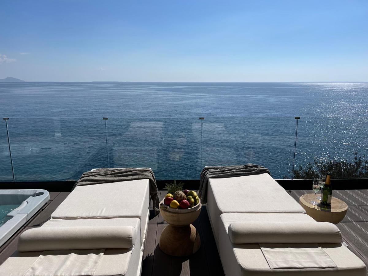 Mystique Luxury Suite Αχλιά Εξωτερικό φωτογραφία