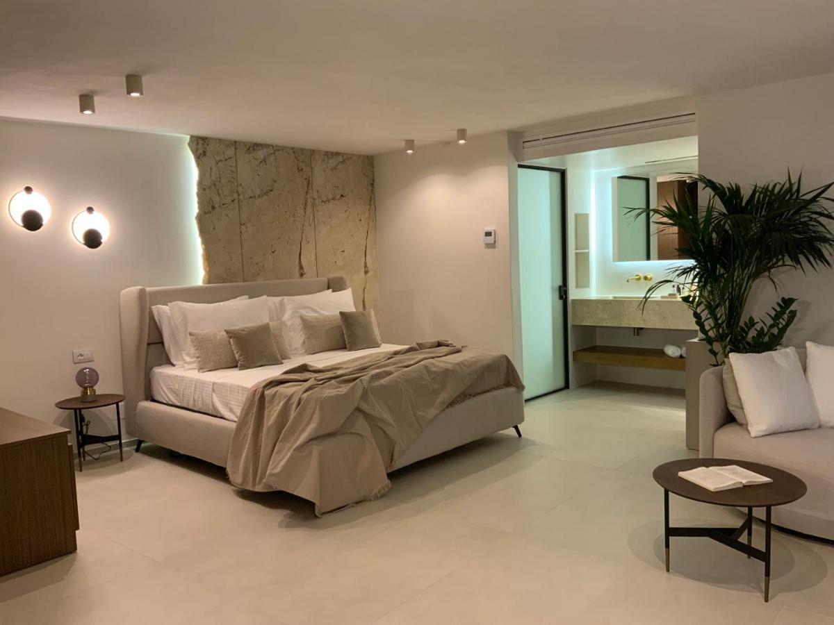 Mystique Luxury Suite Αχλιά Εξωτερικό φωτογραφία