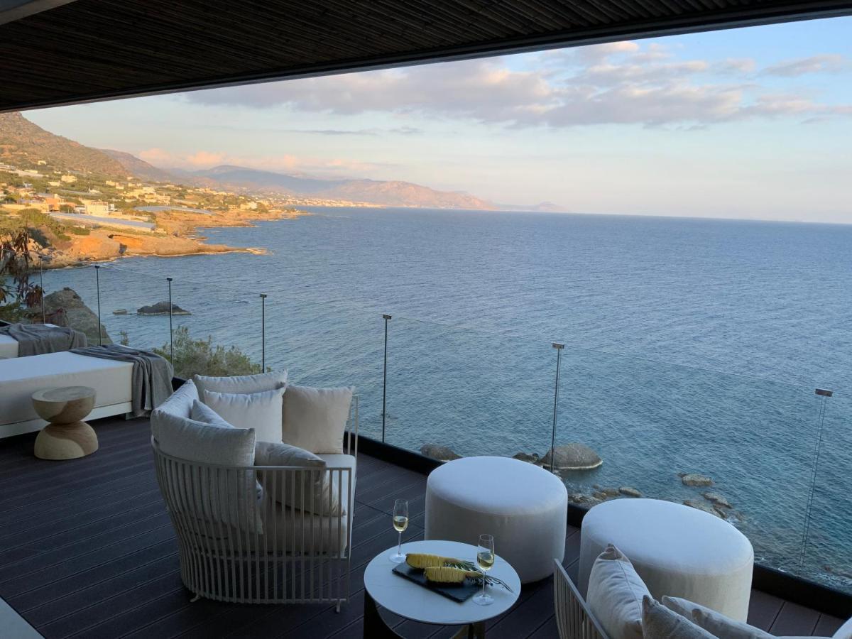 Mystique Luxury Suite Αχλιά Εξωτερικό φωτογραφία