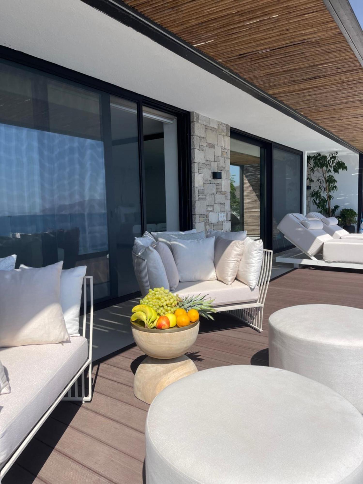 Mystique Luxury Suite Αχλιά Εξωτερικό φωτογραφία